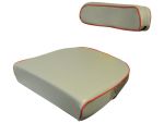 610 Kussenset 2 delig grijs met rode bies, inclusief stalen rugplaat