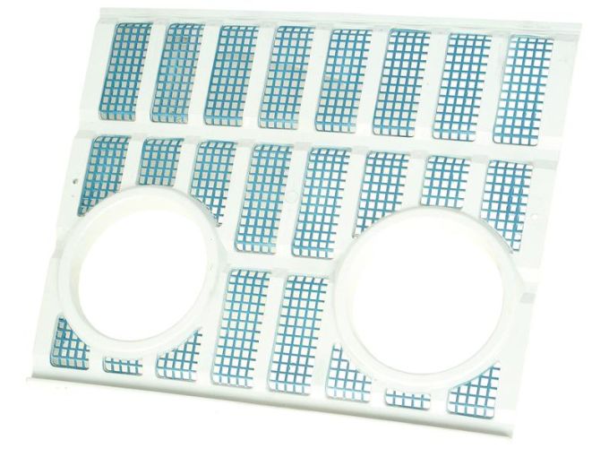 Calandre plastique avec trous pour phares integrés
